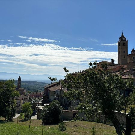 Appartamento "La Poesia Della Terra" Monforte dʼAlba Εξωτερικό φωτογραφία