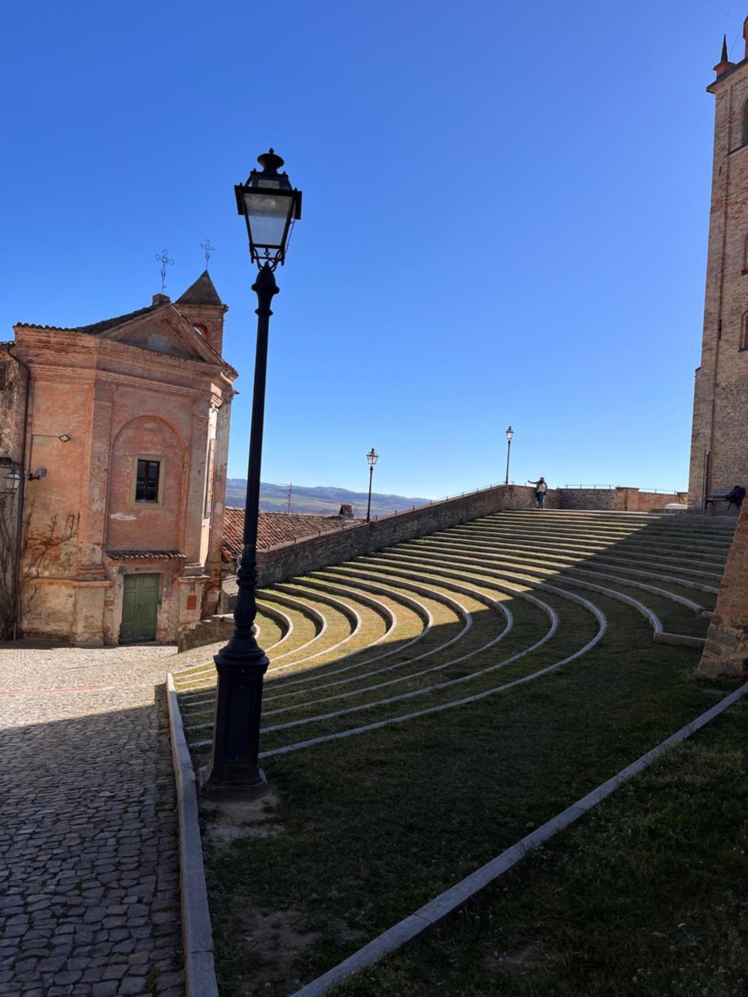 Appartamento "La Poesia Della Terra" Monforte dʼAlba Εξωτερικό φωτογραφία